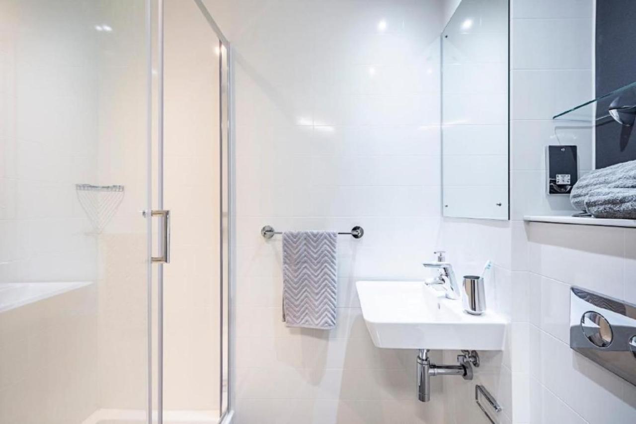 The Depot Exeter Apartment ภายนอก รูปภาพ