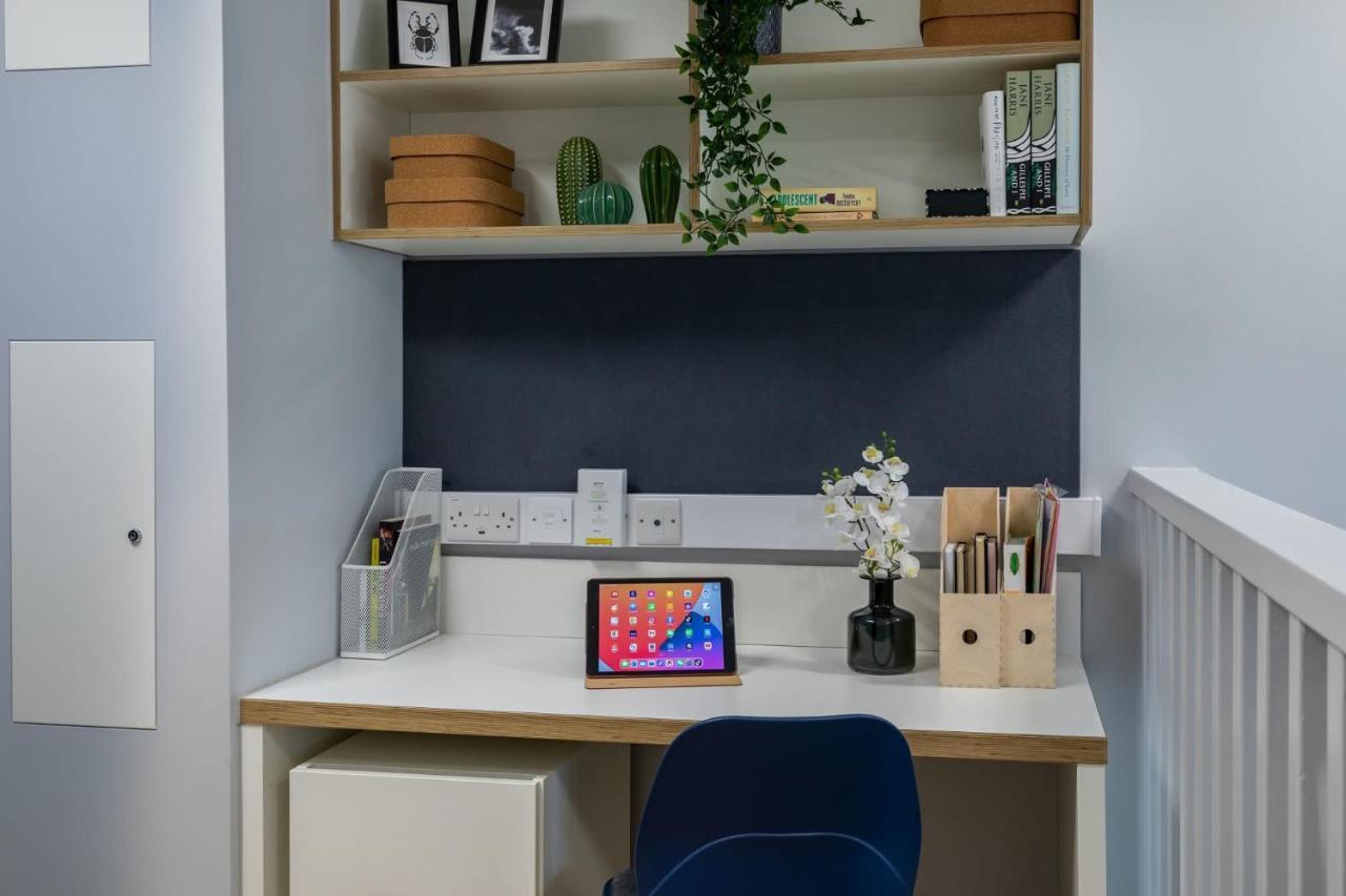 The Depot Exeter Apartment ภายนอก รูปภาพ